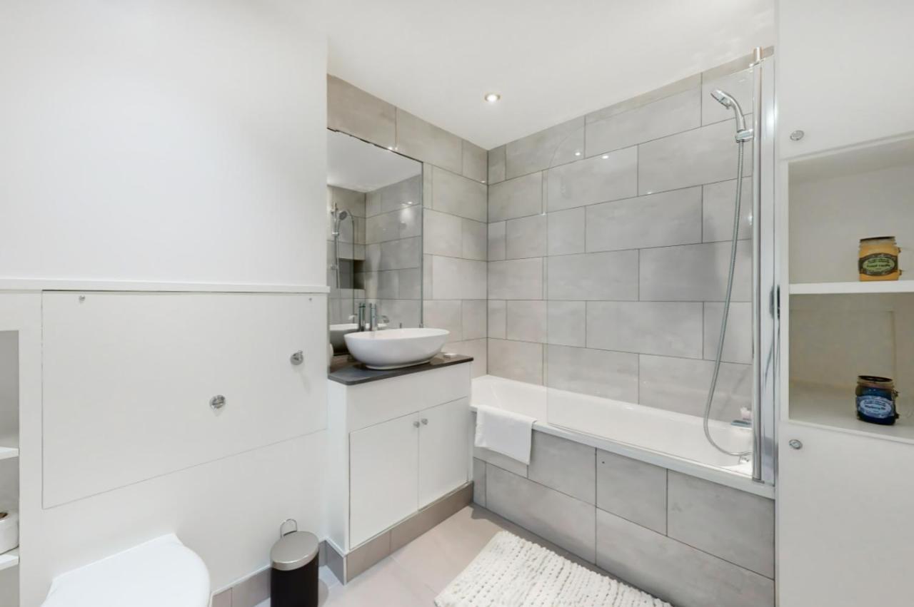 Ferienwohnung Elegant 1Bed Flat With Parking 5 Min To Hackney Wick London Exterior foto